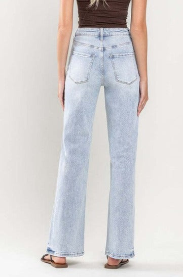 90's, straight jean, distressed, light wash, denim, high waist, light blue, wide leg, women's jeans, vici, red dress, zara, forever 21, zoco, shop zoco, buckle, denim, bohme, jessa kae, rachel parcell, rachel parcel, levis, levi, levi's 